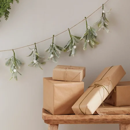 Slinger Mistletoe - Ginger Ray