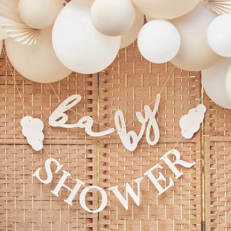 Wolken babyshower versiering
